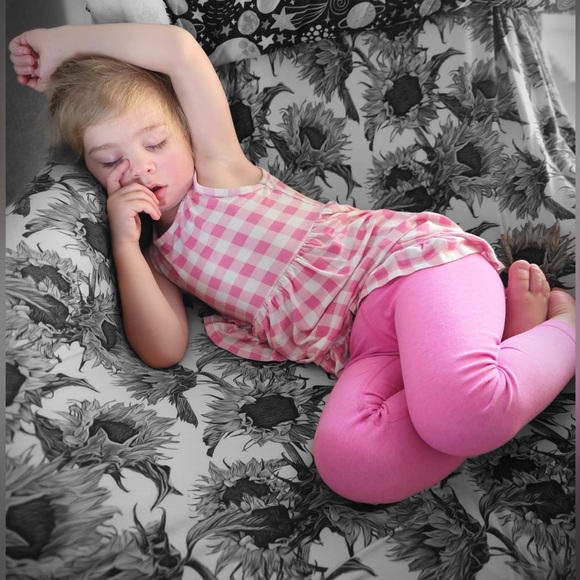 Beyond Yoga Pink Kids Leggings - Picture 8 of 8